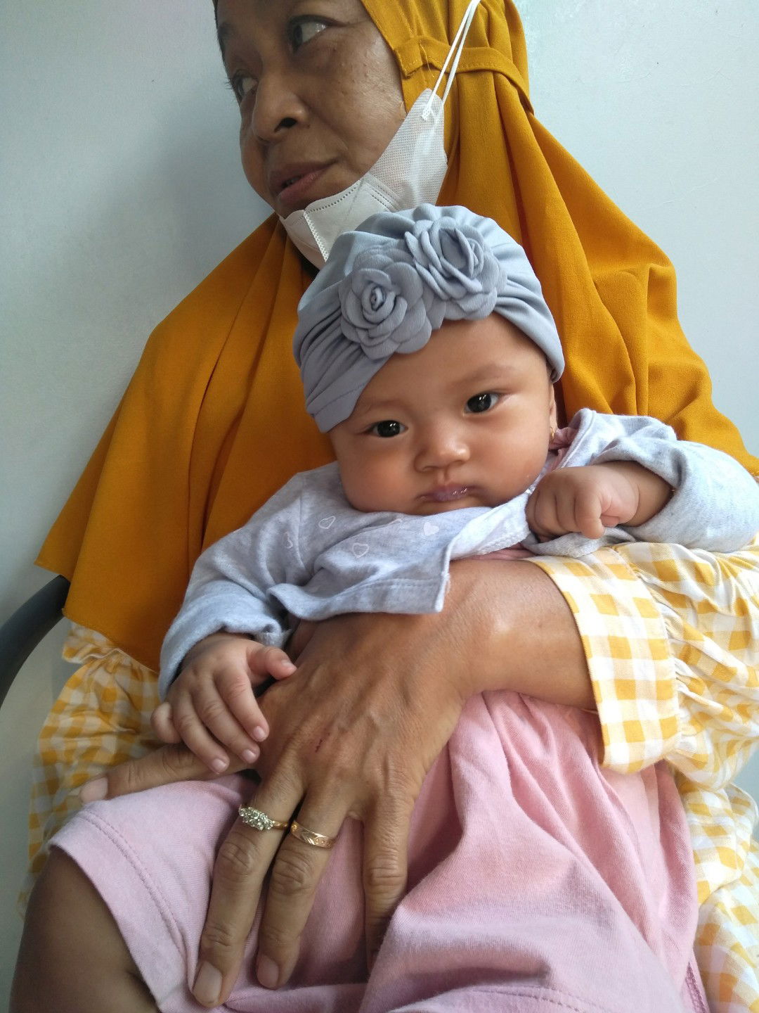 Ratri Ayu profile icon