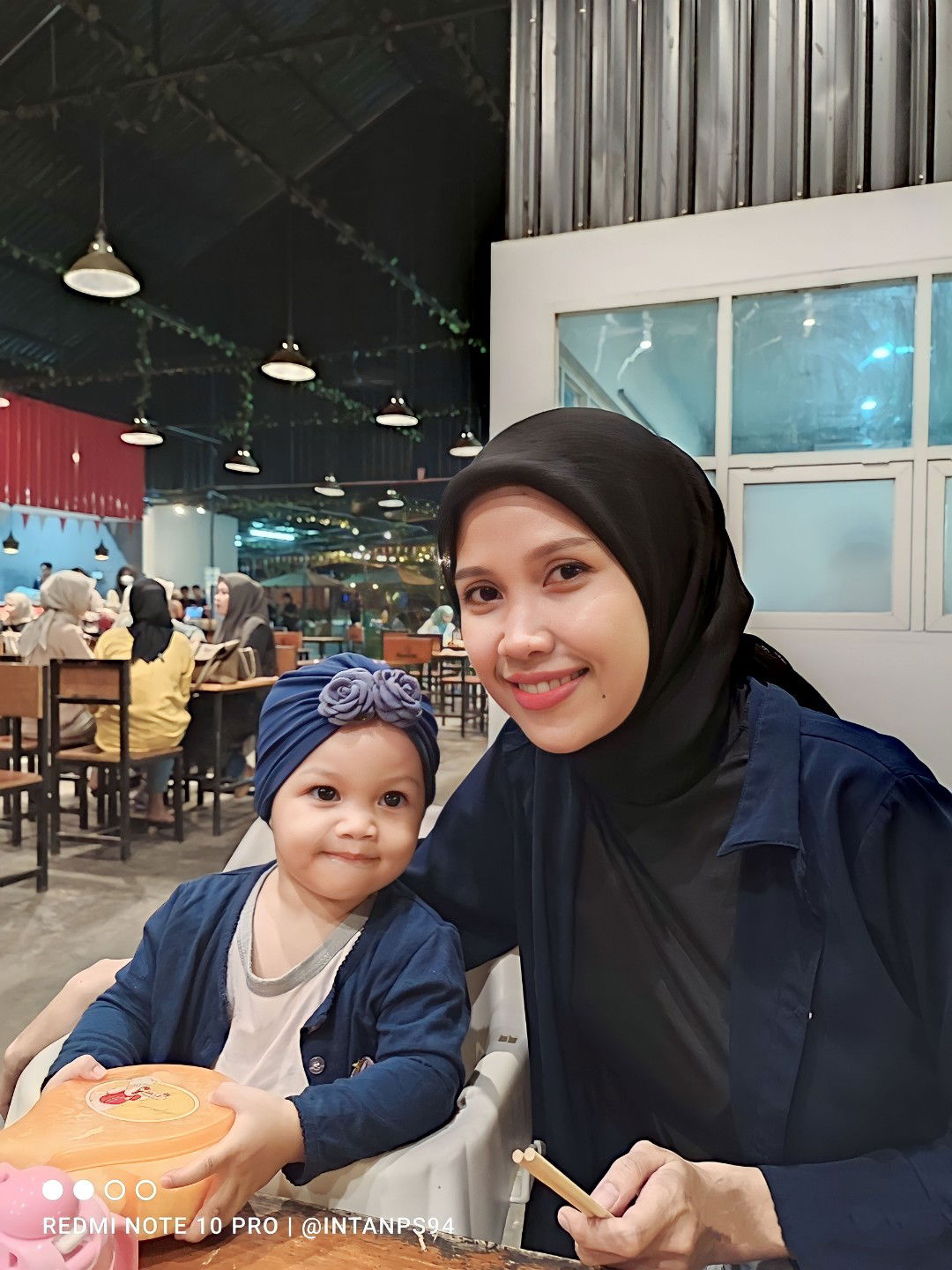 intan permata sari profile icon