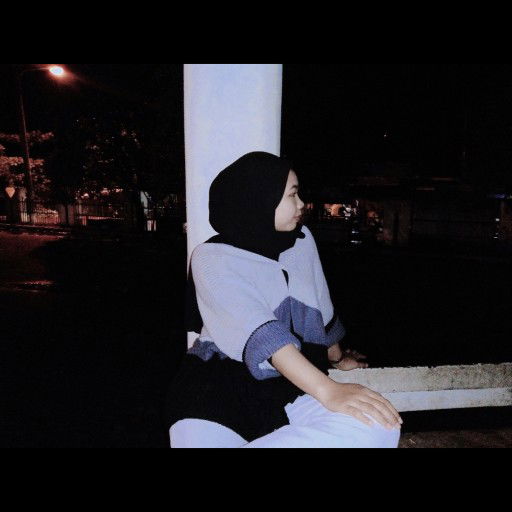 Lutfia Khoirunnissa profile icon