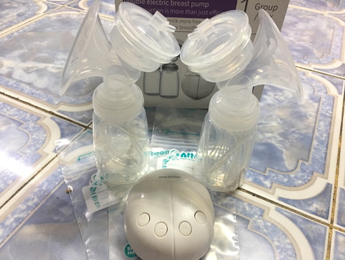 เครื่องปั้มนมไฟฟ้า