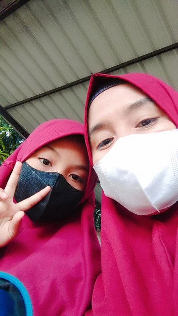 Herlina Wati profile icon