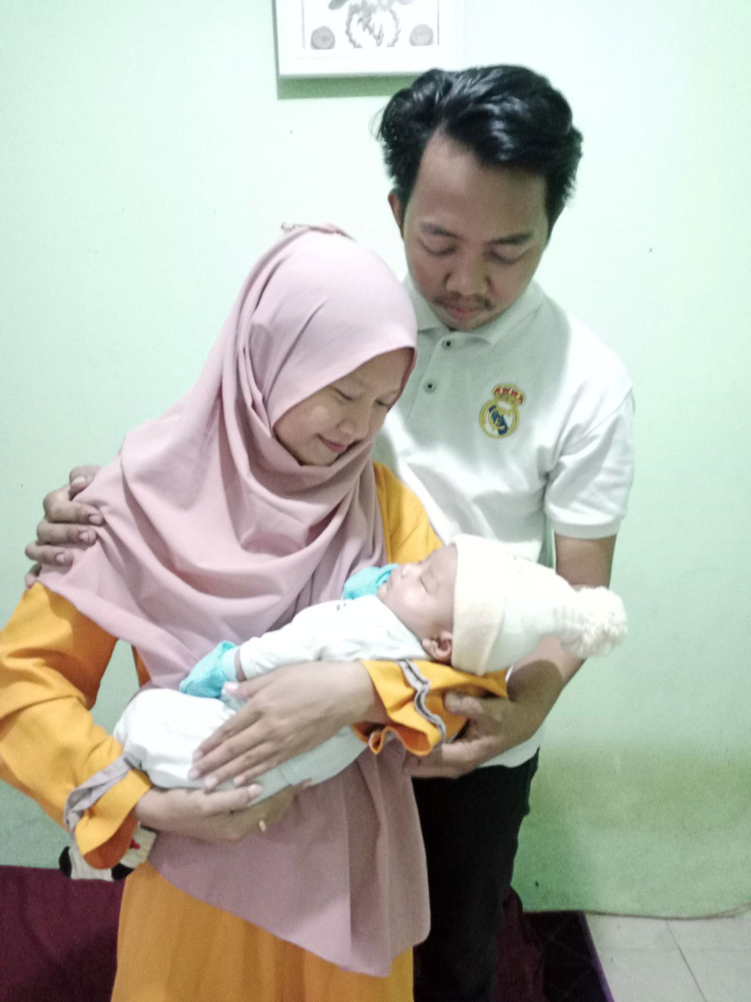 yuni Purwanti profile icon