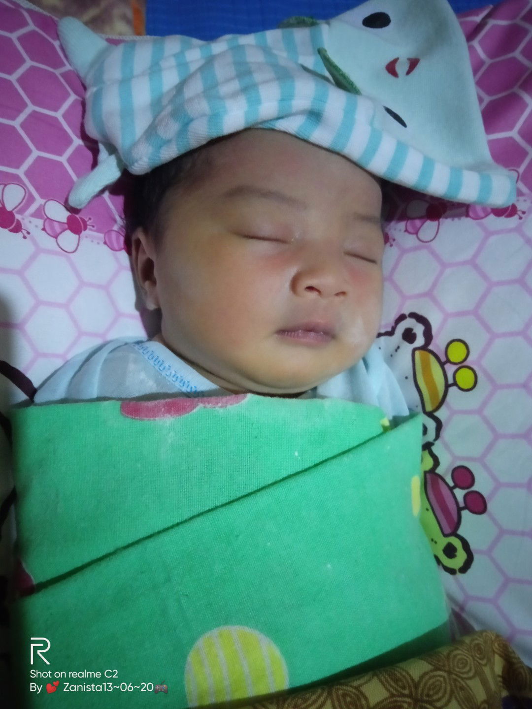 Nianya Zaenal profile icon