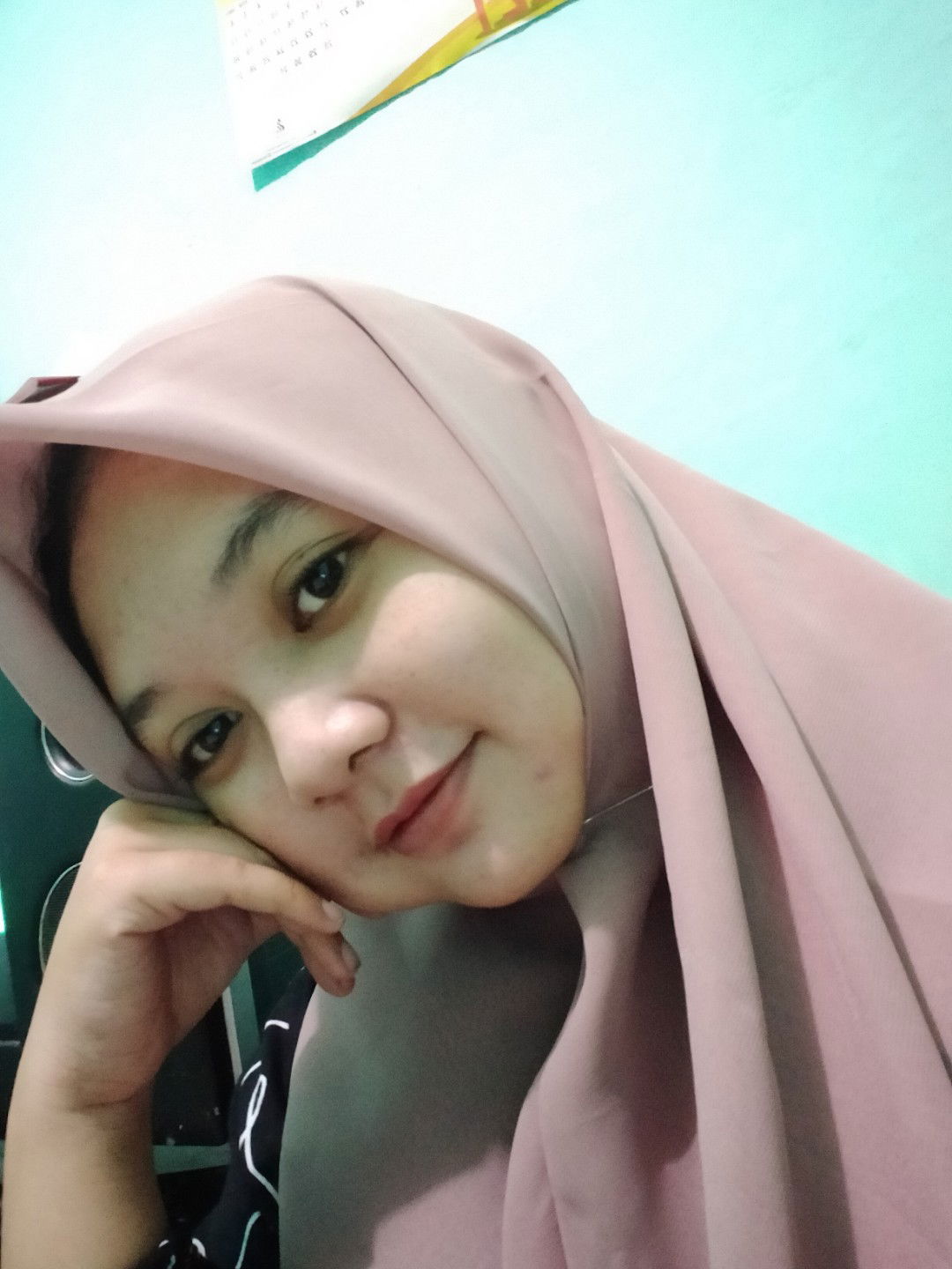 ulfia rochmatul laili profile icon