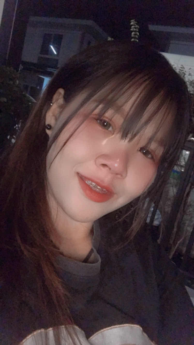 Chiraporn Pimrtong profile icon