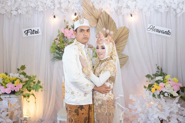 Fitri W.Y profile icon