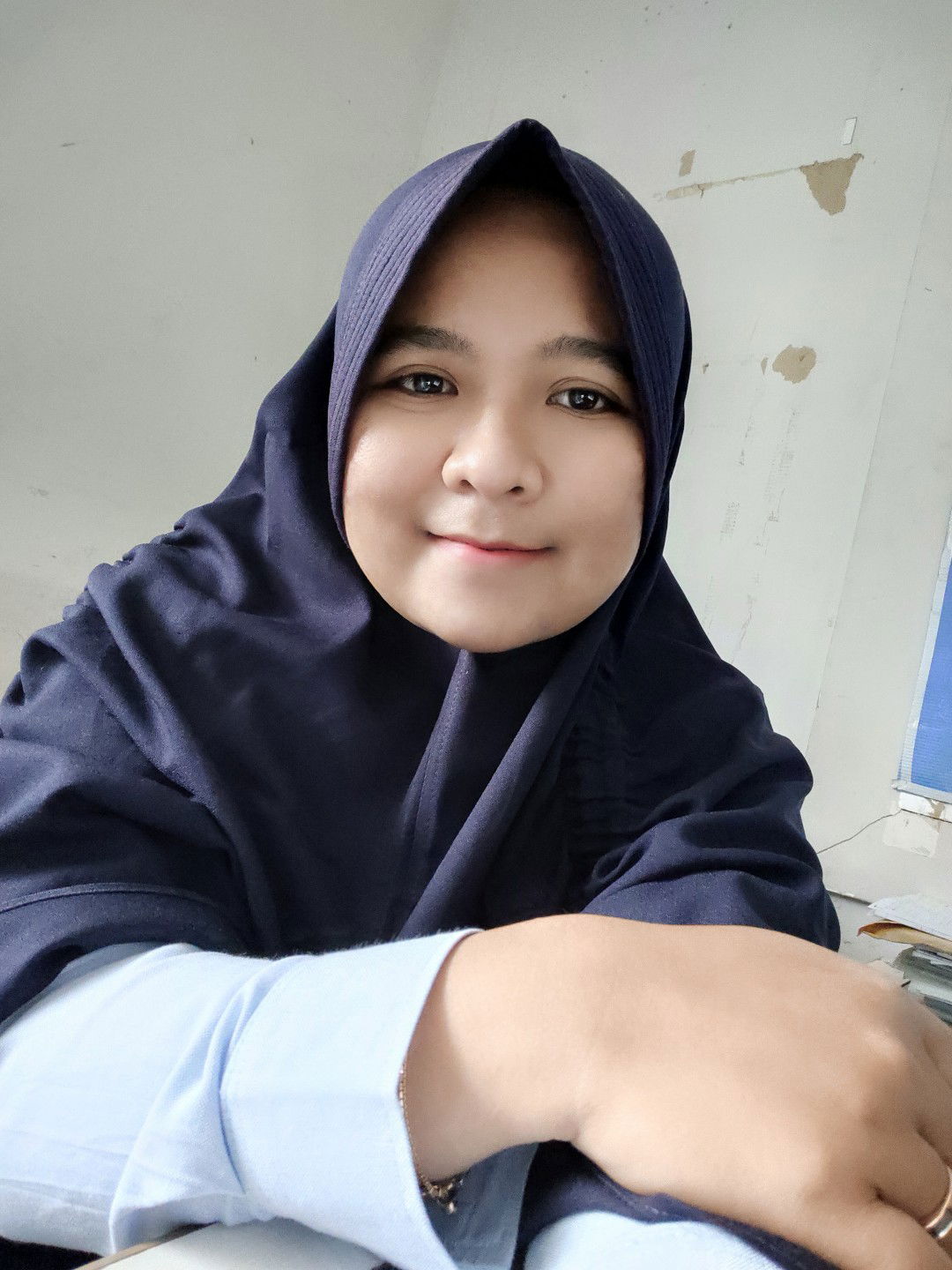 Euis Hastuti profile icon