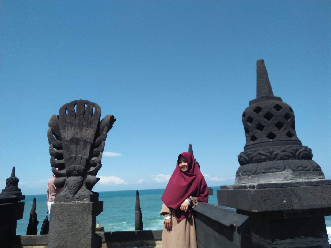 Tata Ayu Cahyani profile icon