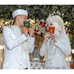 Desty yulistiani profile icon