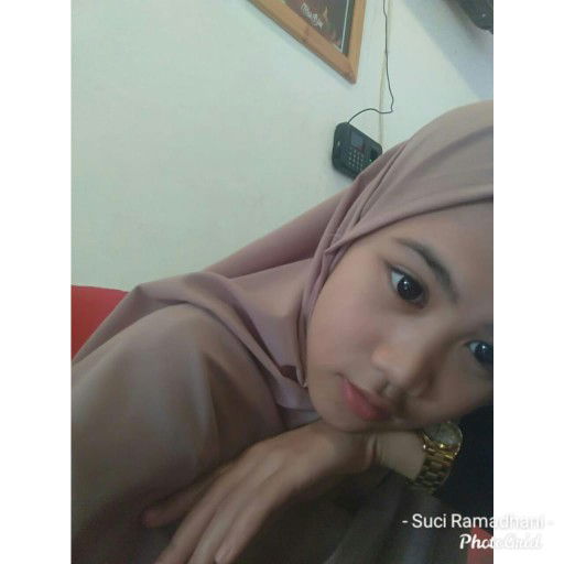 Suci Ramadani profile icon