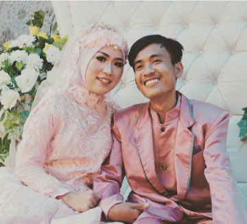 Cucu ariyanti1209 profile icon