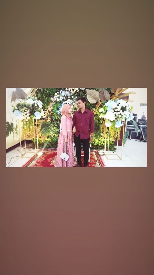 Intan Rosyida profile icon