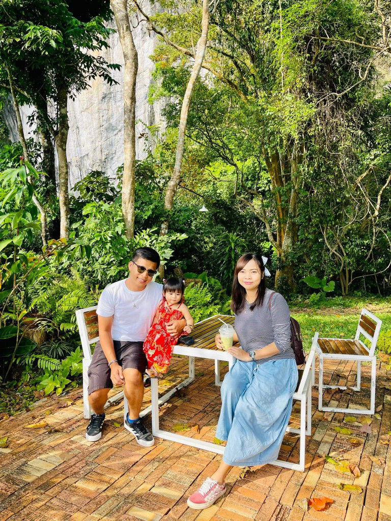 Lee Naruemol Nisakol profile icon