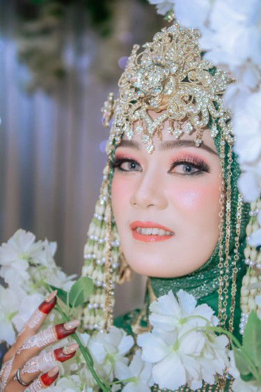 Indah Pramuswari profile icon