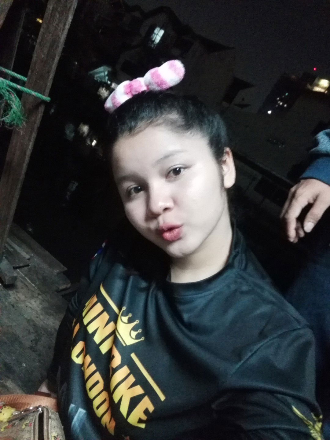 หูนยะห์ profile icon