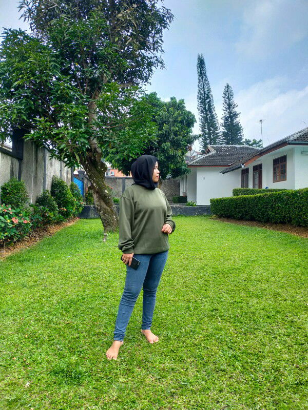 Sri Wahyuni profile icon