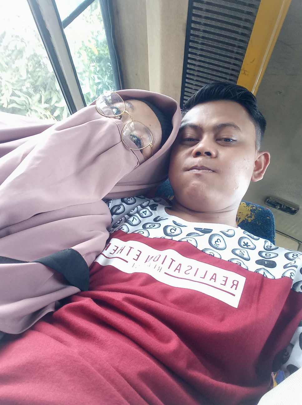 Siti Annisa profile icon