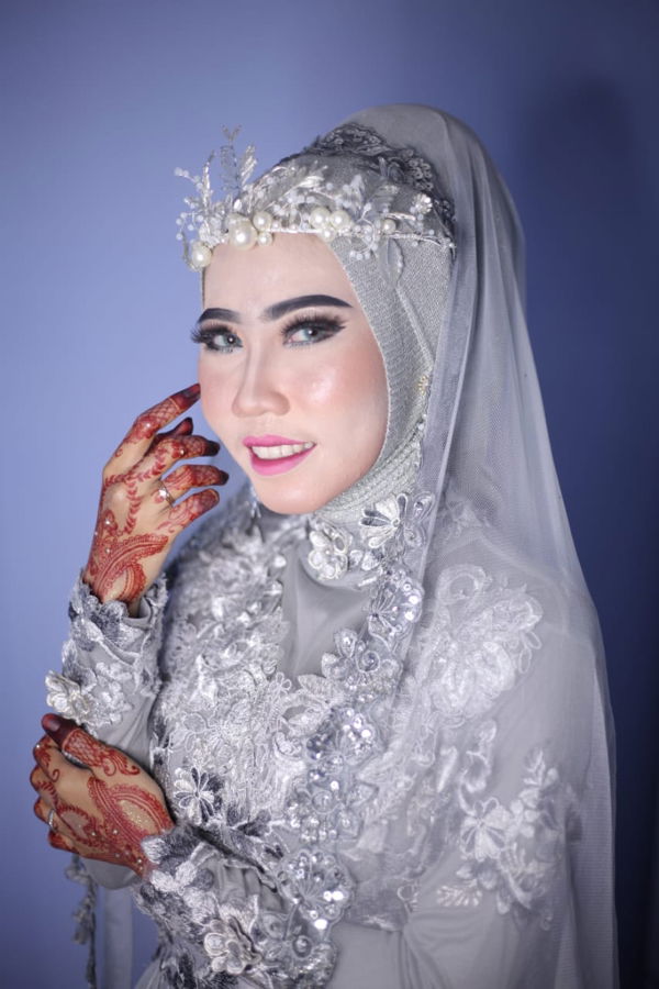 Lusi Yulianti profile icon