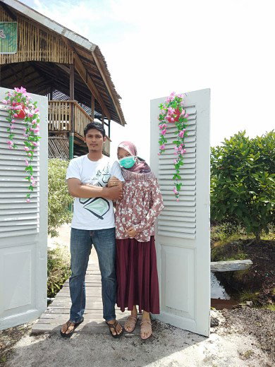 Indah Novia Sari profile icon