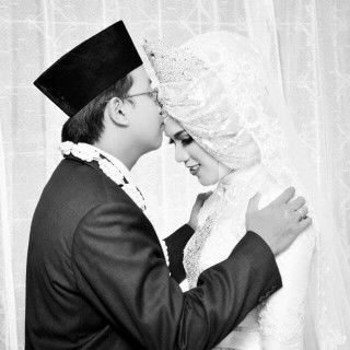 Pratiwi Agustin profile icon