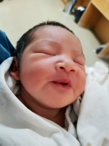 คลอดแล้วจร้า