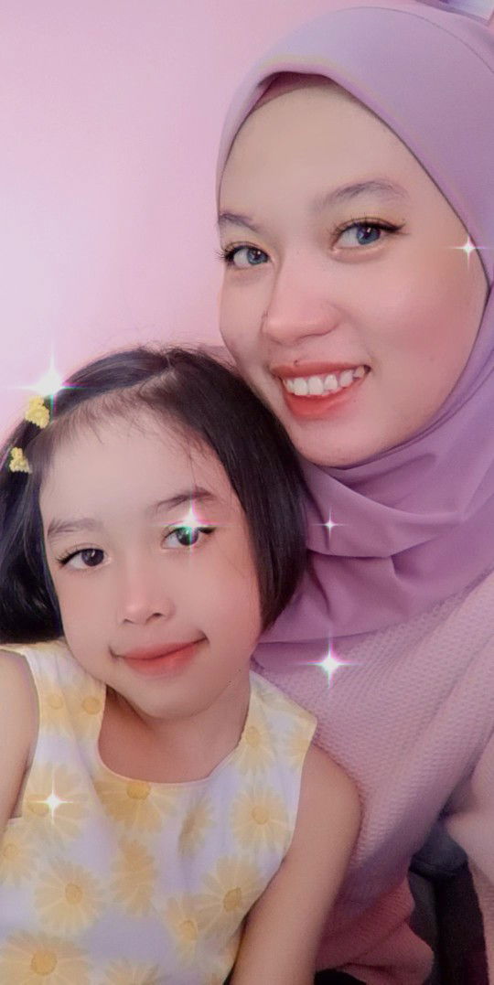 Nur Fazarina profile icon