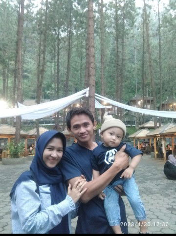 'Awatif As'ad profile icon