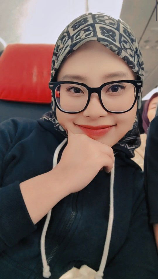 ainnur atiqah profile icon