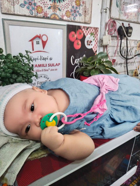 Petronella Novella profile icon