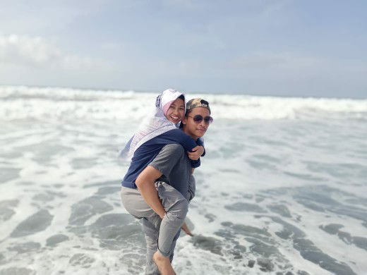 KhodizahDani profile icon