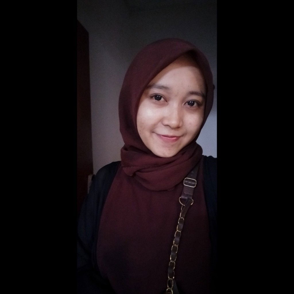 Fitriani Dewi profile icon