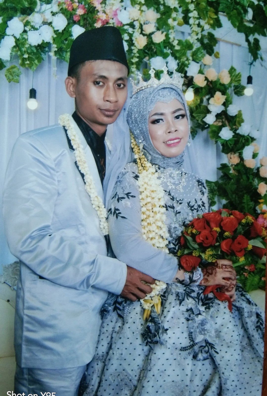 Dewi Sinta profile icon