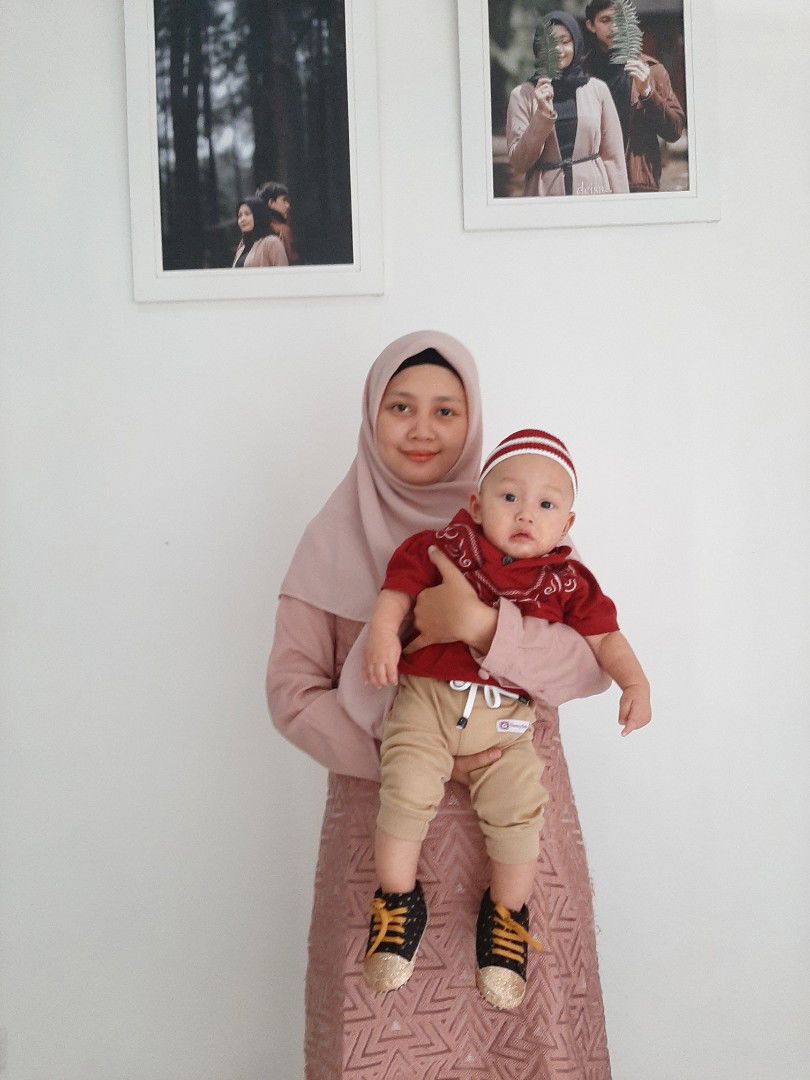 Hesty Ratnasari profile icon