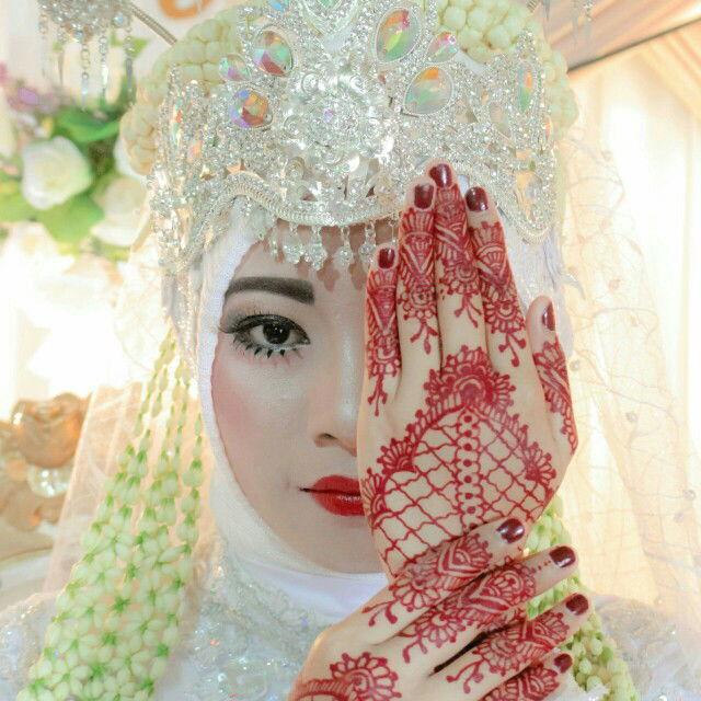 Titin Ariska profile icon