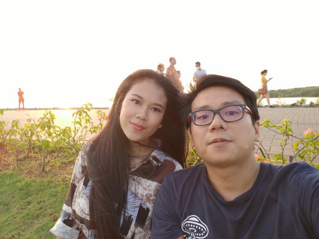 Siti Nuraeni profile icon