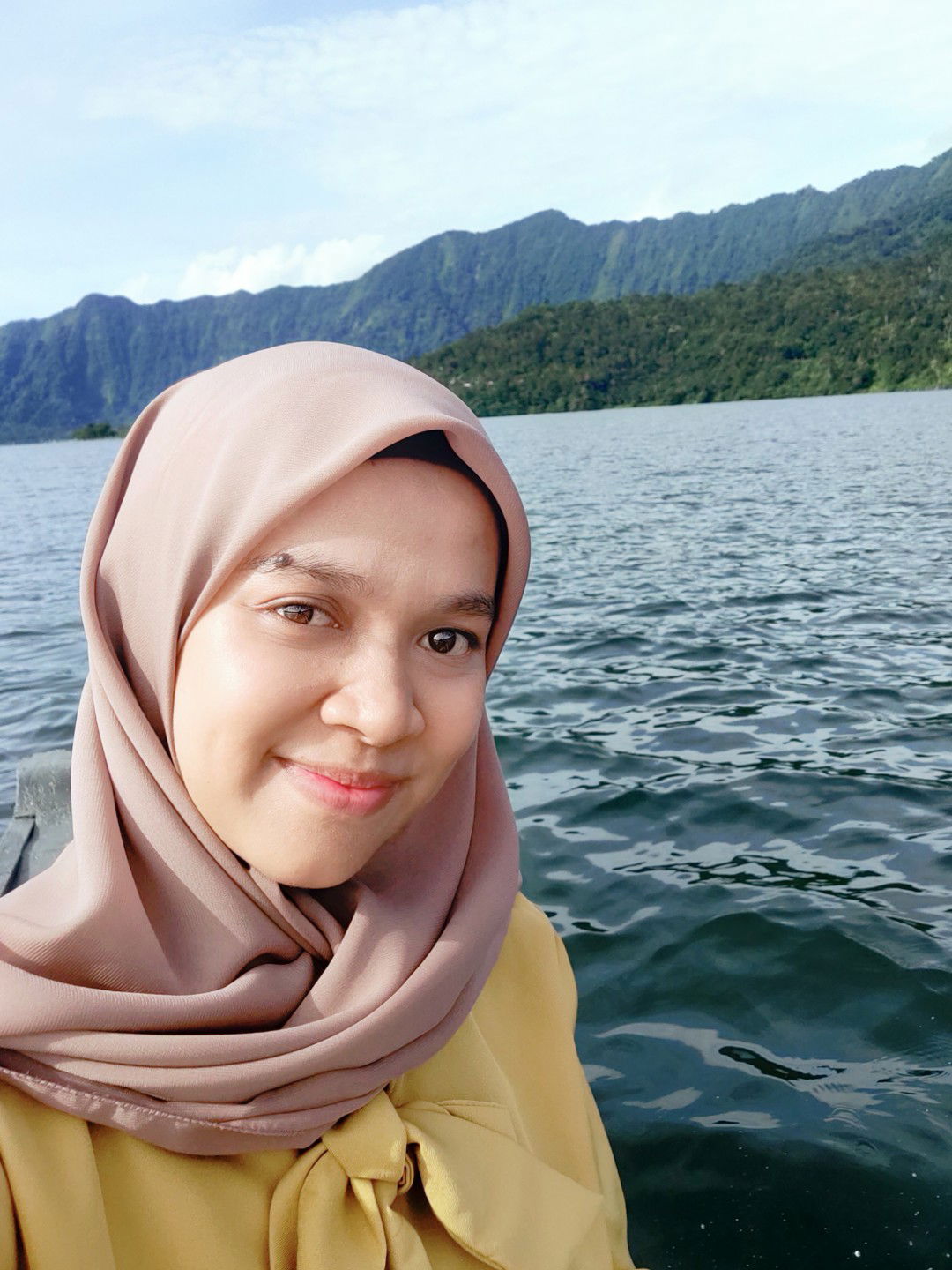 nur mila profile icon