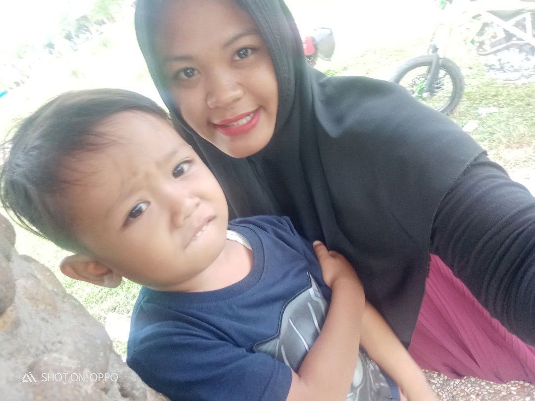 rika lestary profile icon