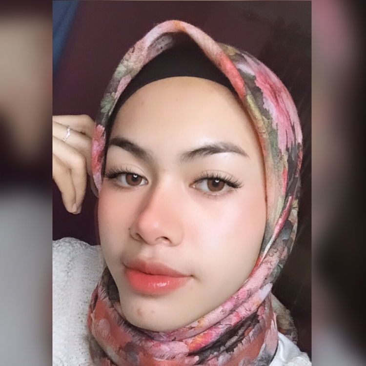 evi yuliani profile icon