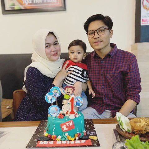 Eky Rizkah Angelita profile icon