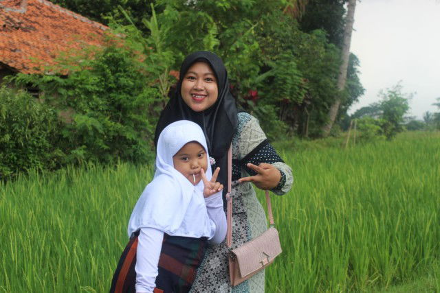 Dewi Marlina profile icon