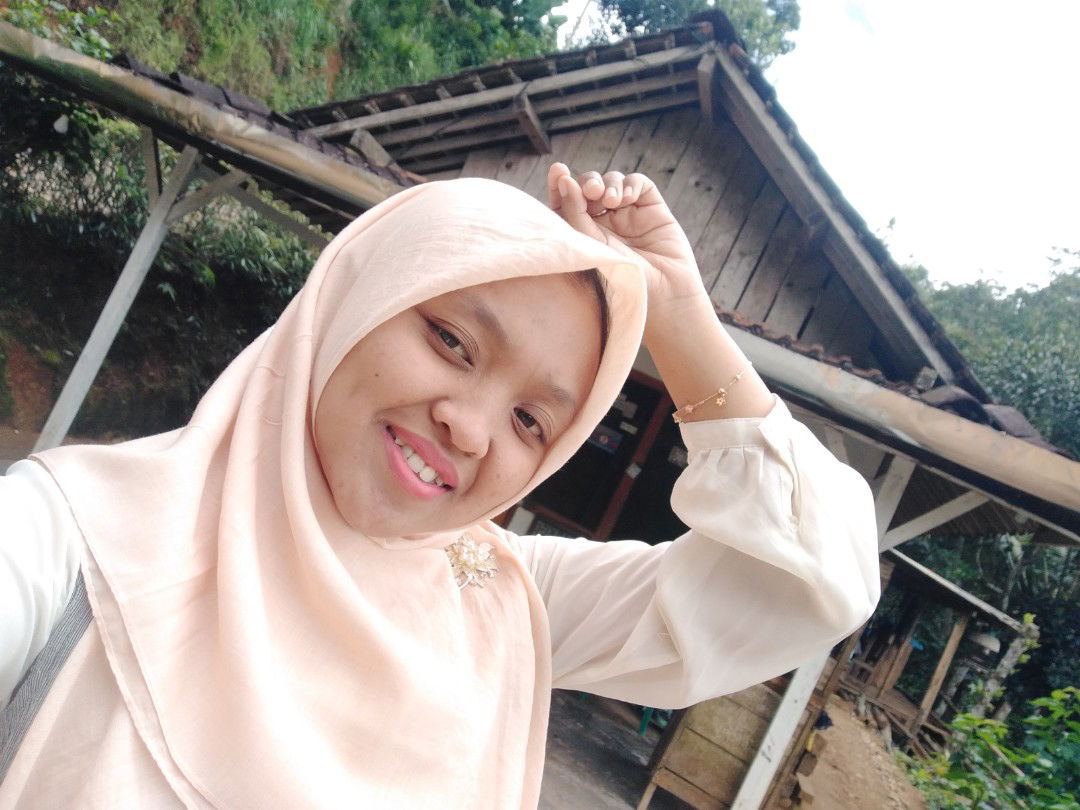 fatimah nurrochmawati profile icon