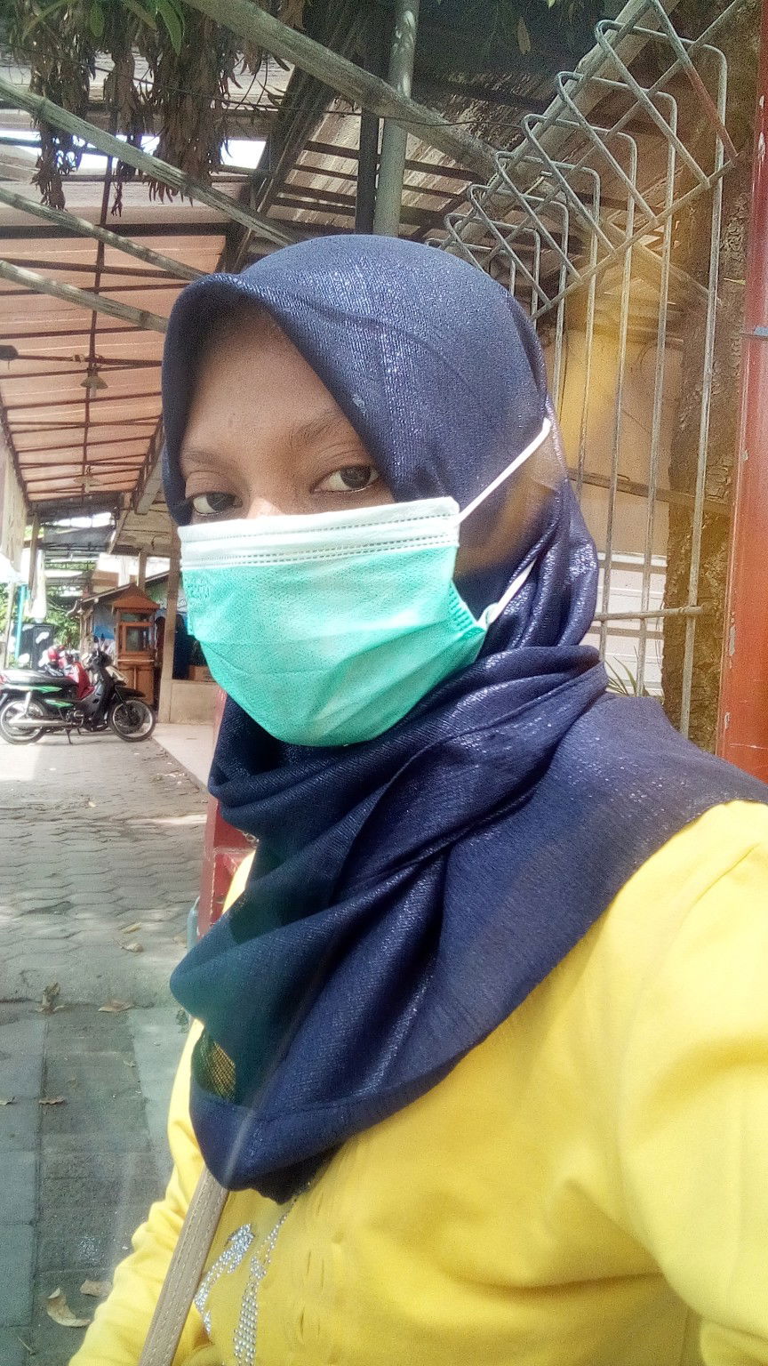 elik sulistiawati profile icon