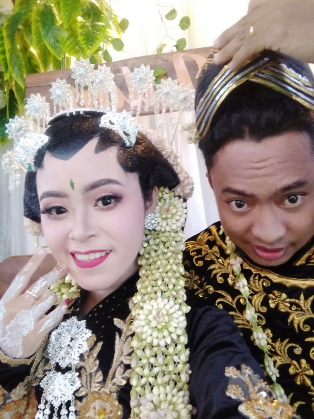 Yulia intan profile icon