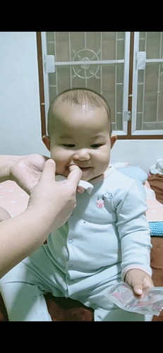 แปรงฟันกันค่ะ