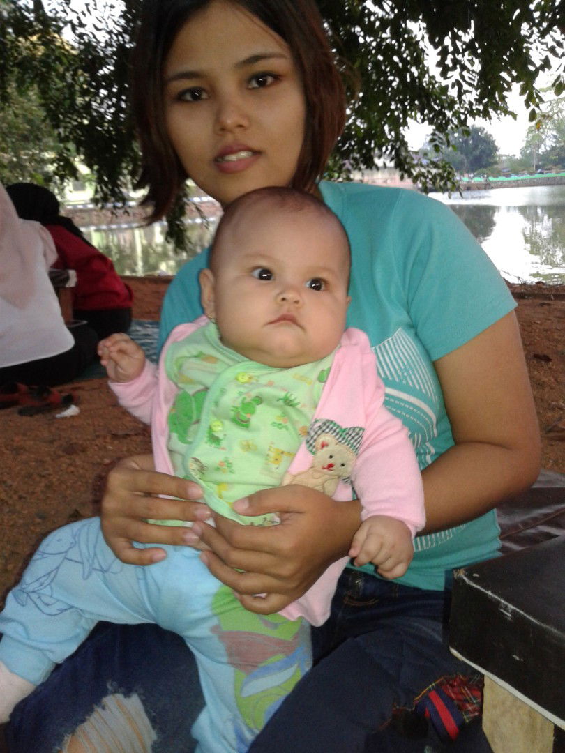 yulistika putri profile icon