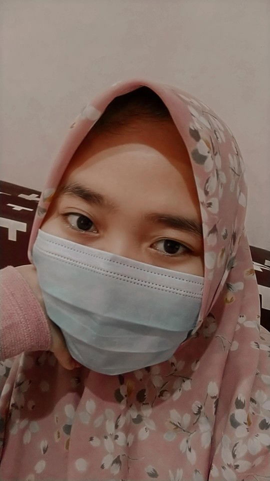 Esti Rahayu profile icon