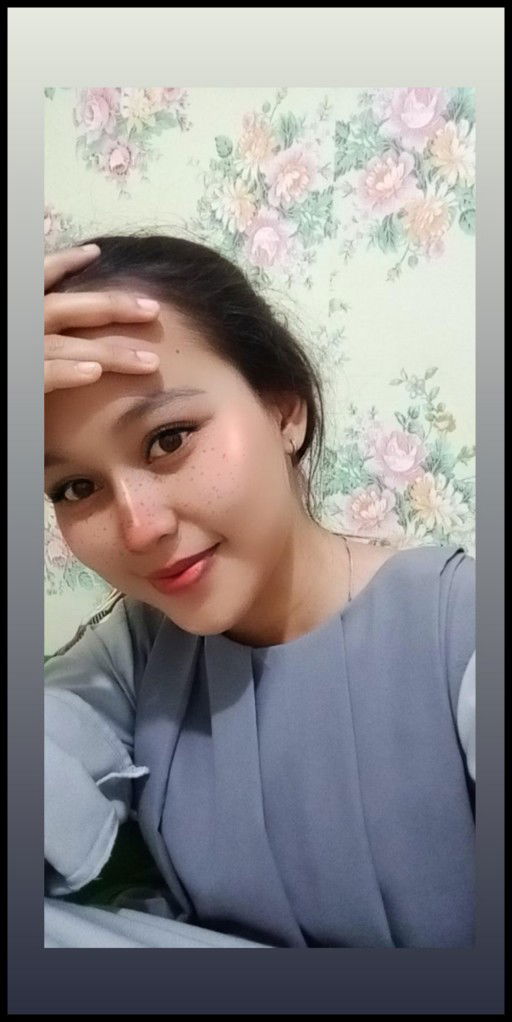 ega larasati profile icon