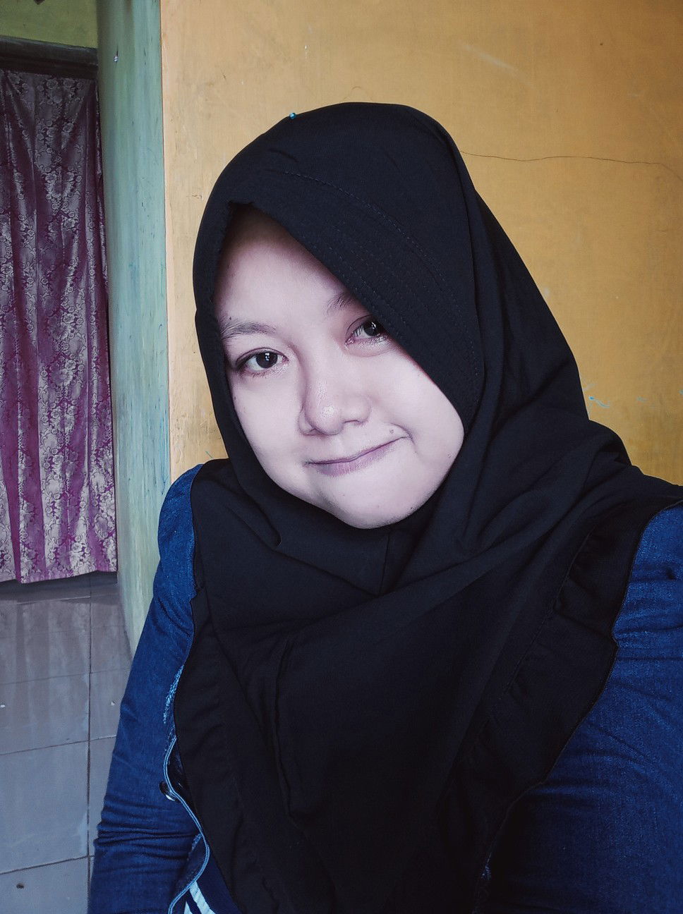 wiwik Ernawati profile icon