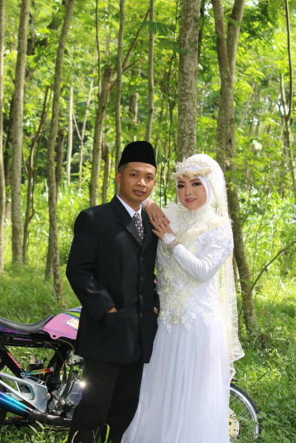 yeni ristiani profile icon