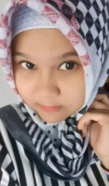 Nia Yulianingsih profile icon